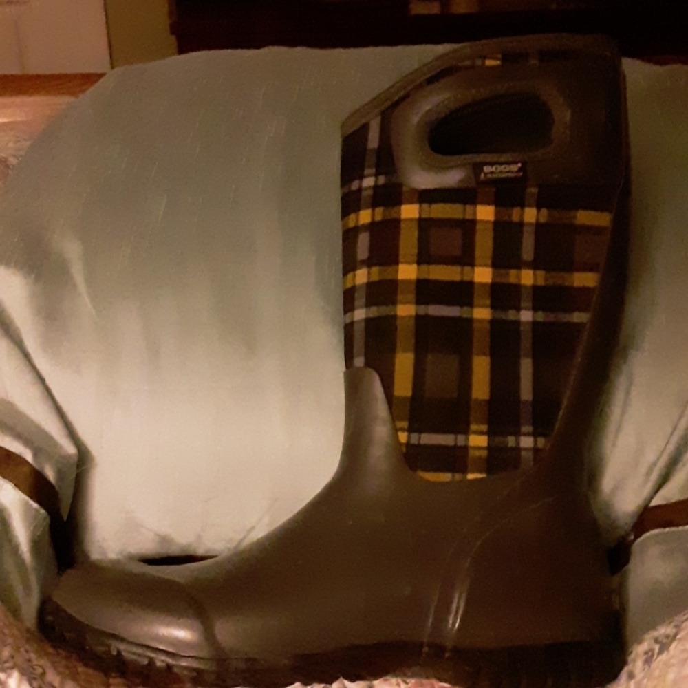 Rain boots